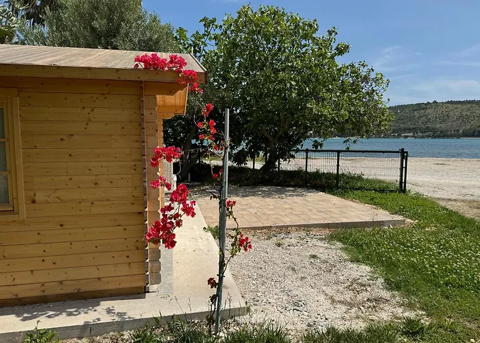 Big Beachfront Smokvica In Trogir